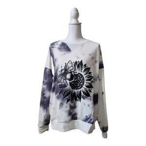 Sunflower & Bee Graphic Tie Dye Shirt